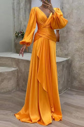 Elegante Abendkleider mit einfarbigen Kreuzträgern und V-Ausschnitt